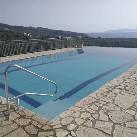Entire 6 Bed Ensuite - Infinity Pool 빌라 *