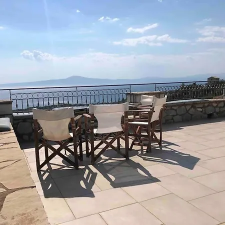 Entire 6 Bed Ensuite - Infinity Pool فيلة