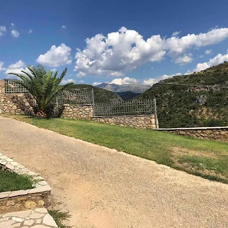 Villa Entire 6 Bed Ensuite - Infinity Pool