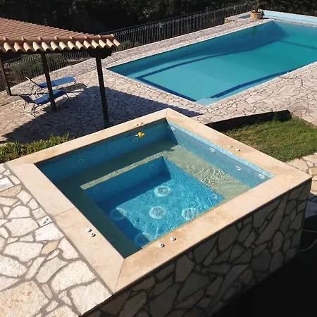 Villa Entire 6 Bed Ensuite - Infinity Pool