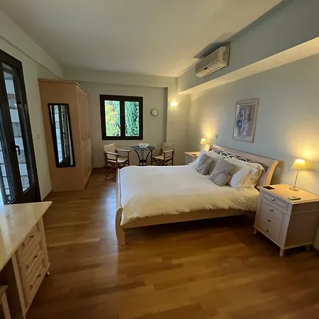Villa Entire 6 Bed Ensuite - Infinity Pool