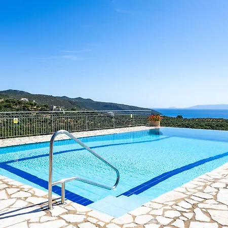 Entire 6 Bed Ensuite - Infinity Pool * Megali Mantineia