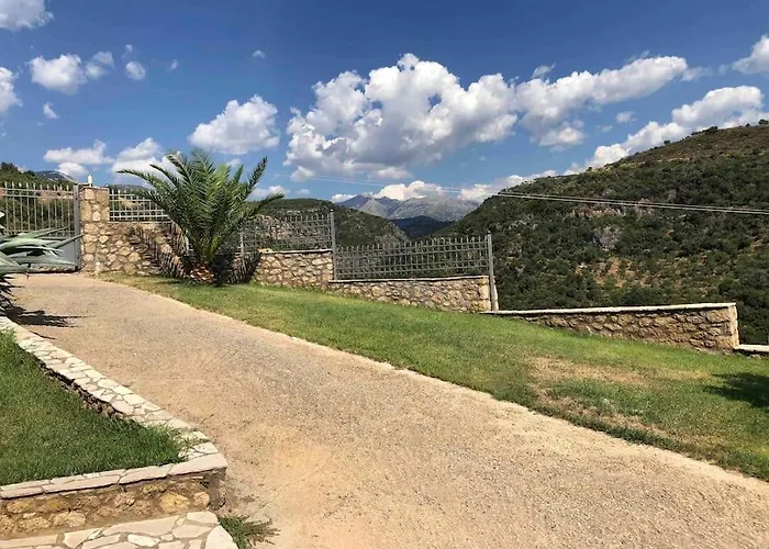 别墅 Entire 6 Bed Ensuite - Infinity Pool